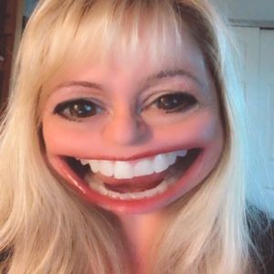 Meet your Posher, Lisa